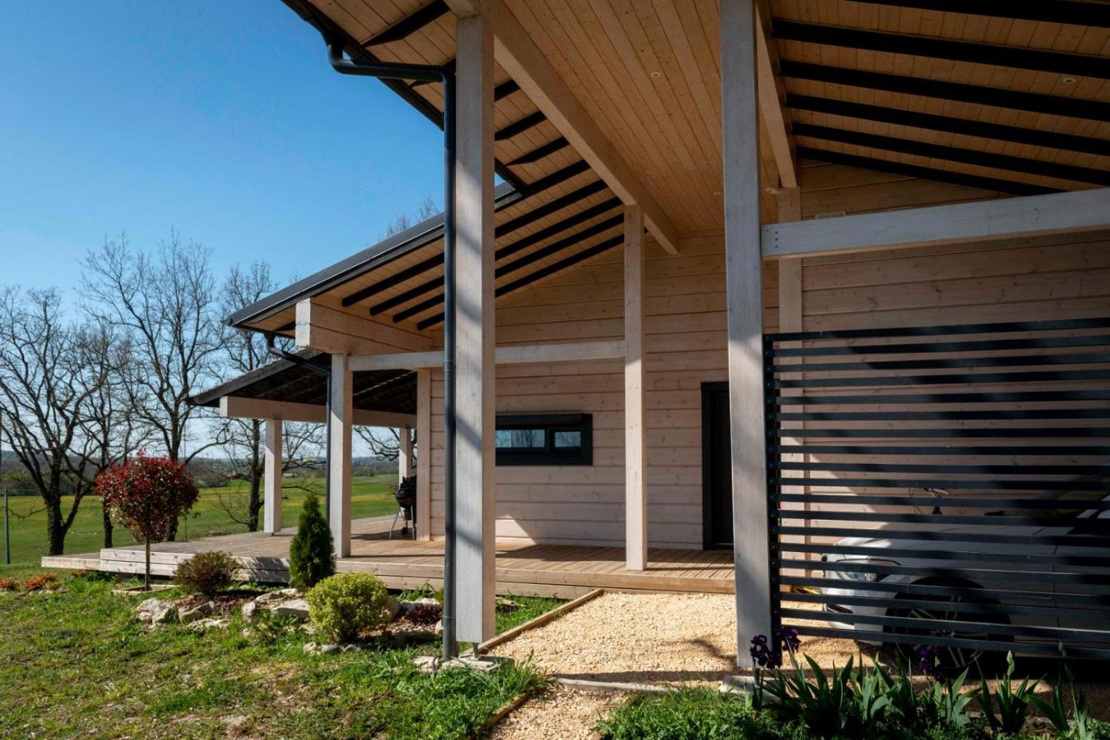 Maison Ecologique De Qualite Superieure Monflanquin Luaran gambar